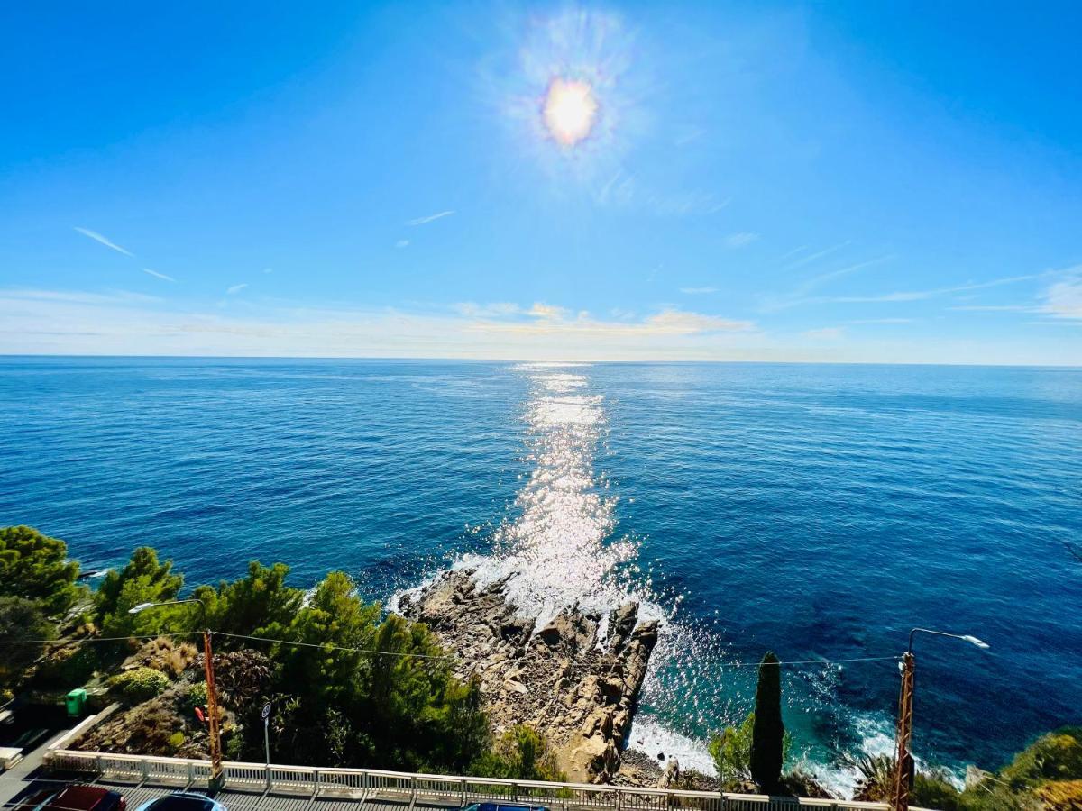 Suite Sunset 18 - Fronte Mare San Remo Exterior foto