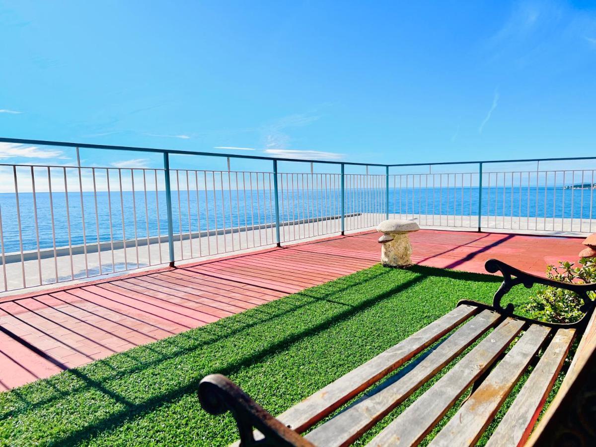 Suite Sunset 18 - Fronte Mare San Remo Exterior foto